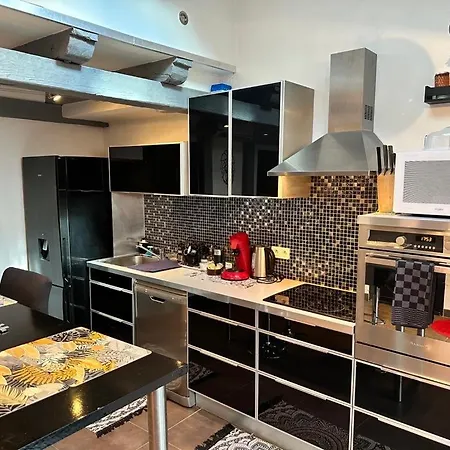Apartment Appart En Duplex Climatise Coeur De Perigueux